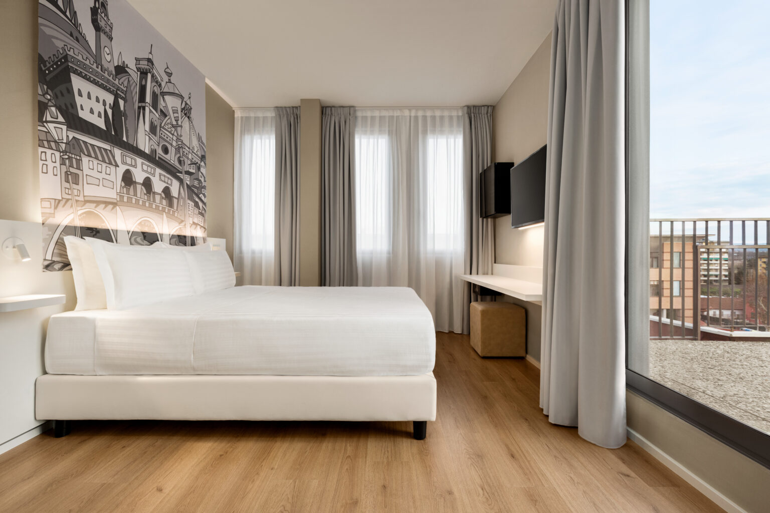 Curated visual reference: Visual Reference: Wyndham Garden Florence